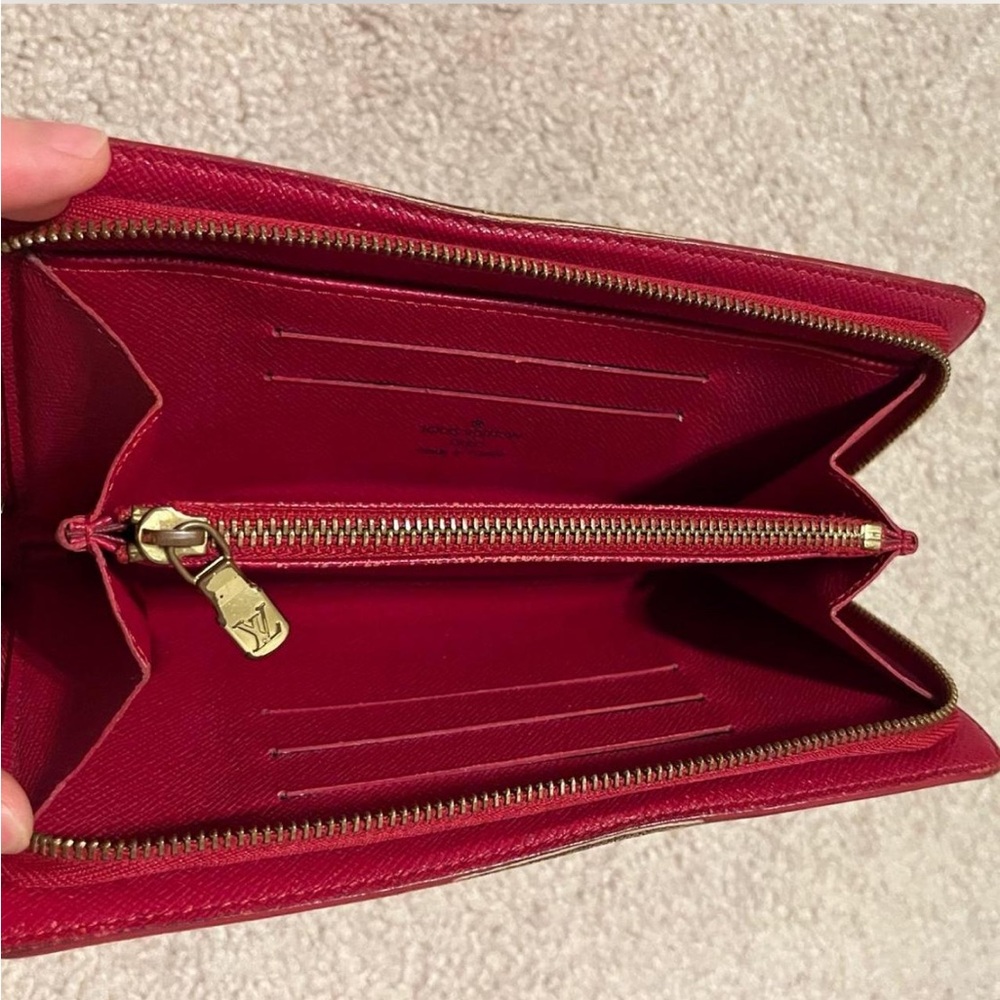 Louis Vuitton Monogram Murakami Cerises Zippy Wallet - Picture 6 of 8
